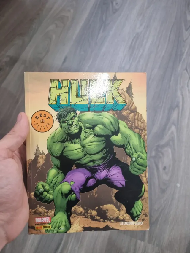 Hulk (BESTSELLER-COMIC) (Spanish Edition)