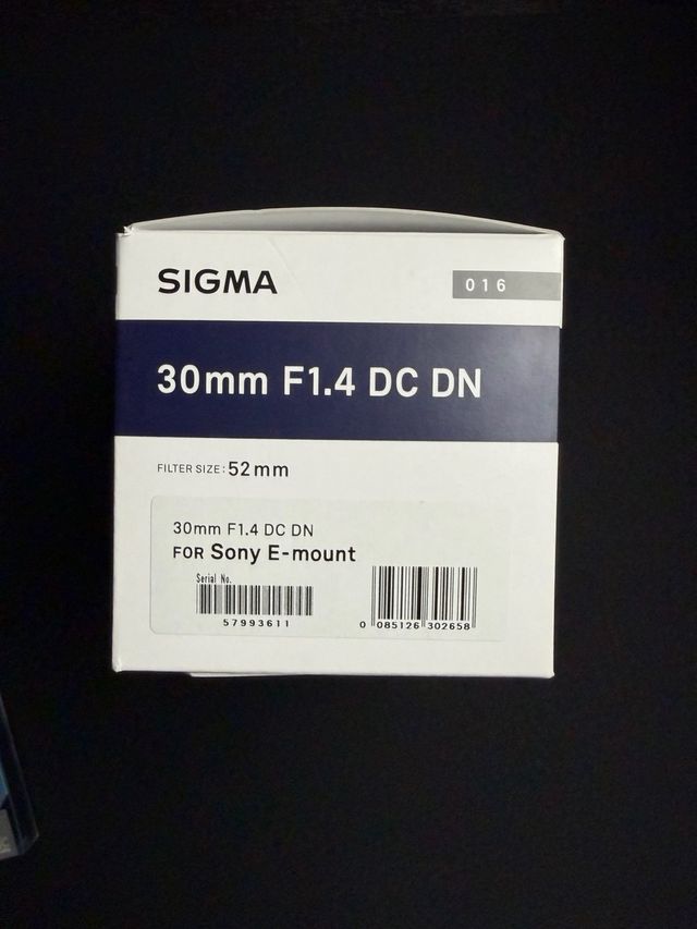 Sigma 30mm f/1.4 DC DN Sony E + Filtro CPL  52mm