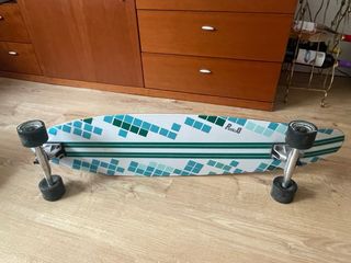 Longboard - Buen Estado - Ideal para Principiantes