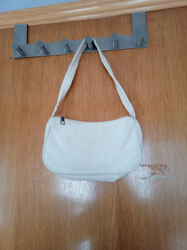 Bolso de hombro de pana blanco