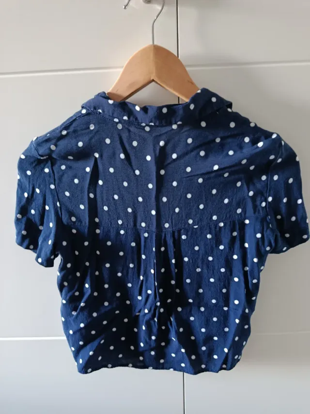 Camisa corta lunares Bershka XS