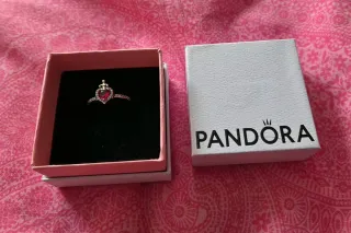 Anillo Pandora Reina Malvada Corazón Rojo