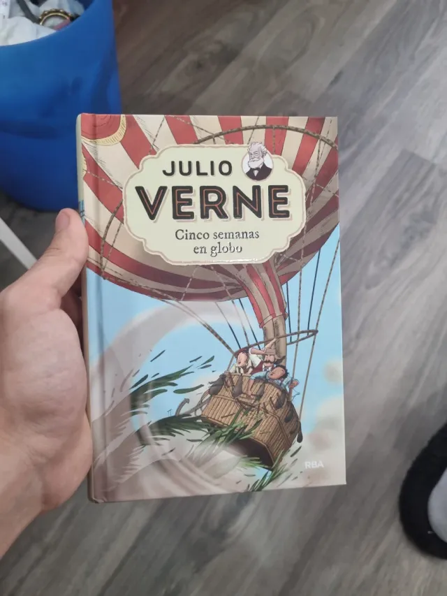 Cinco semanas en globo / Five Weeks in a Balloo...