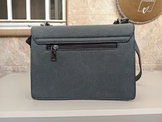 Bolso de señora gris