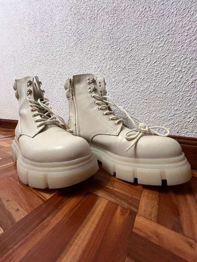 Botas Zara Plataforma Crema