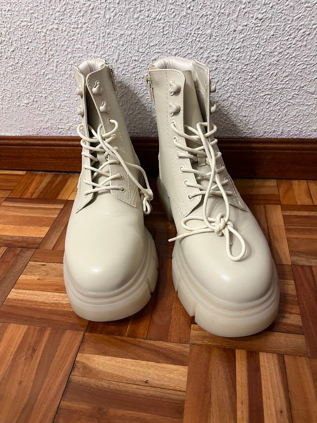Botas Zara Plataforma Crema
