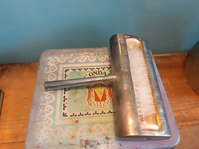 Recogemigas latón y alpaca antiguos