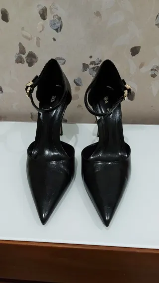 Zapatos tacón aguja Zara negros talla 37