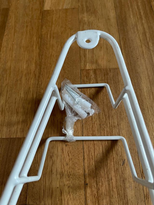 Porta coperchi pentole nuovo con viti