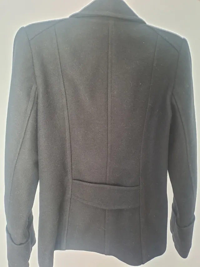 Abrigo mujer negro corto abotonado Talla 40