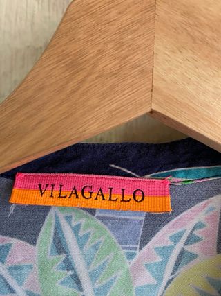 Blusa estampada azul marino