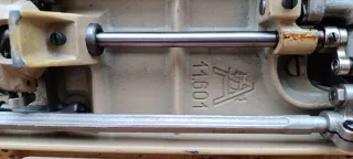 Máquina de coser Alfa modelo 65