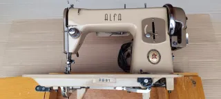 Máquina de coser Alfa modelo 65