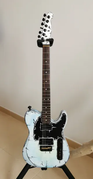 Guitarra Bzone Custom Telecaster HH