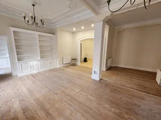 Restauración y lacado de muebles en general