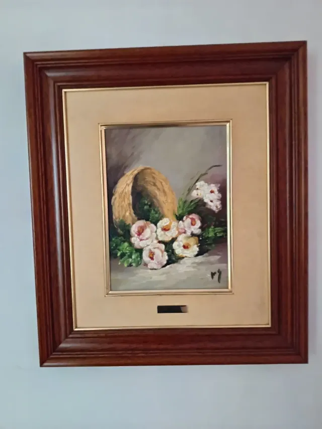Cuadro flores cesta mimbre y madera