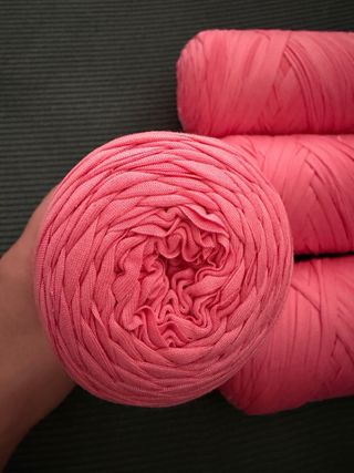 Set 4 gomitoli di filato rosa