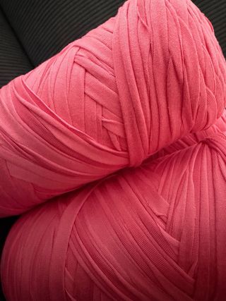 Set 4 gomitoli di filato rosa