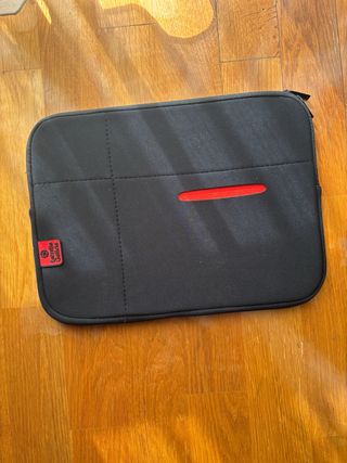 Funda portátil Estrella Galicia negra