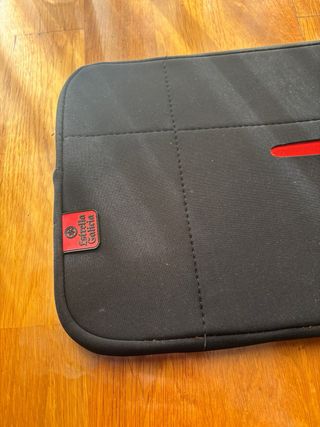 Funda portátil Estrella Galicia negra