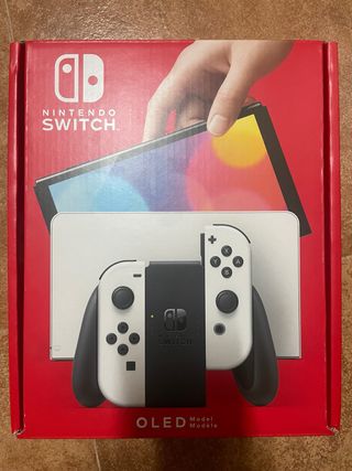 Nintendo Switch OLED Bianca e Nera con Giochi
