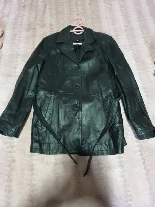 Americana cuero negra talla 42