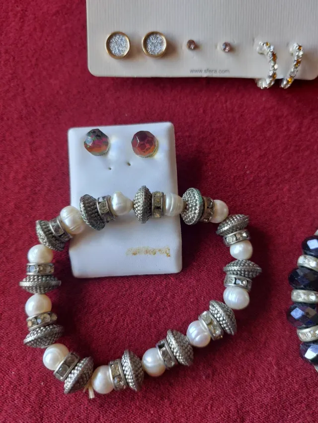 Lote bisutería y joyero