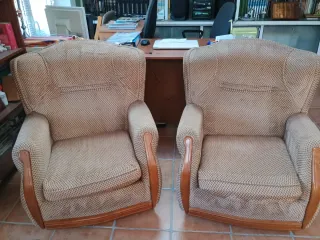 Sofá de 3 plazas y sillones a juego
