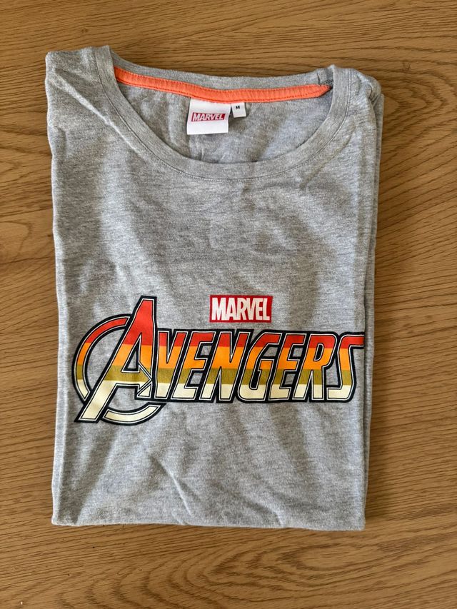 Pack Camisetas Hombre Guess, Marvel, Converse