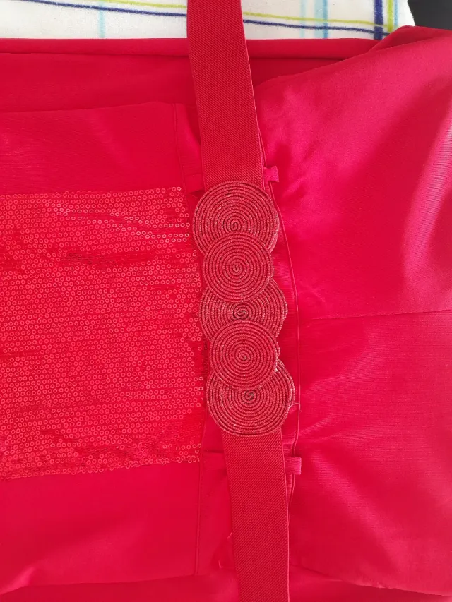 Mono de fiesta lentejuelas rojo