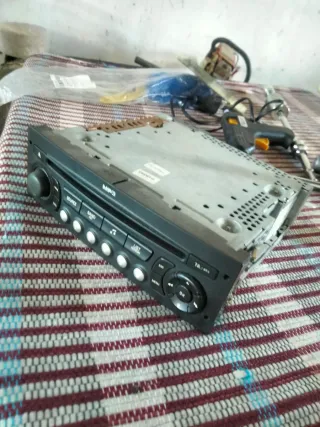 Radio Peugeot 207