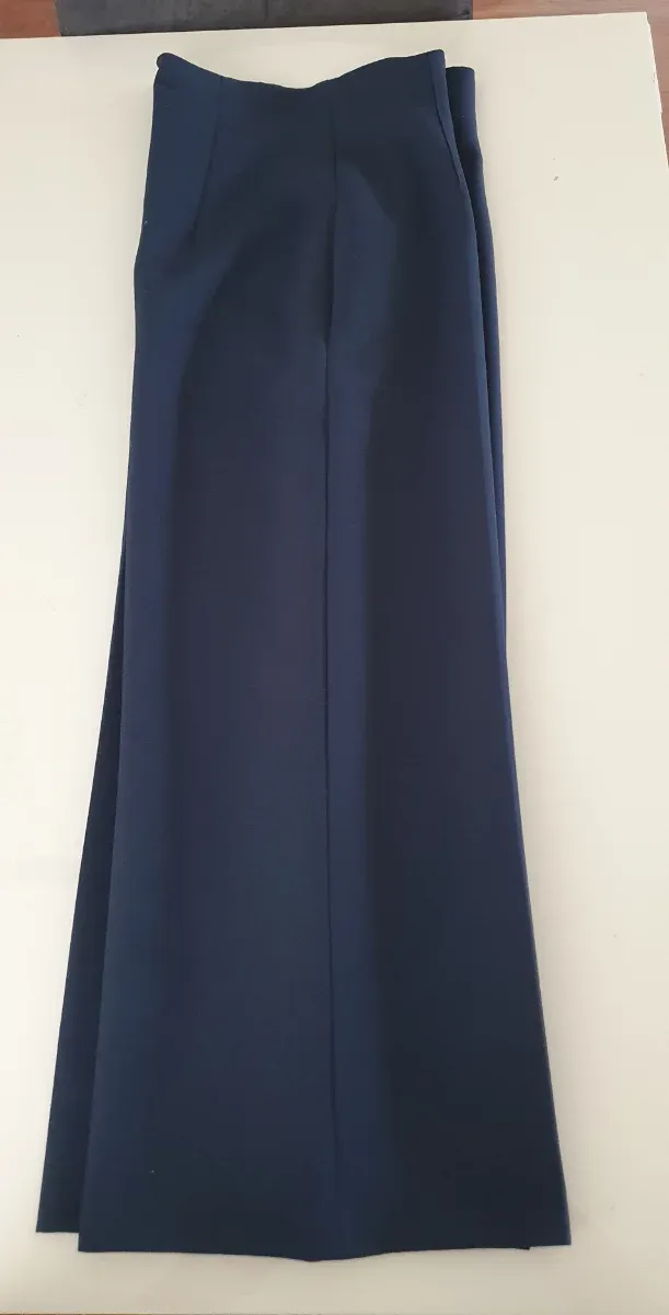 Pantalón culotte Zara azul marino