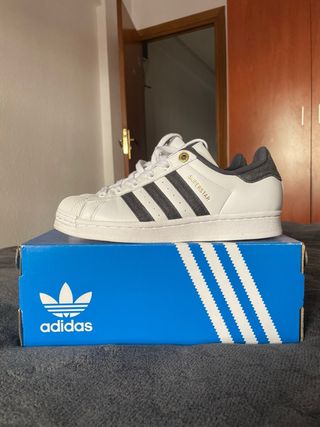 Adidas Superstar Blancas y Negras