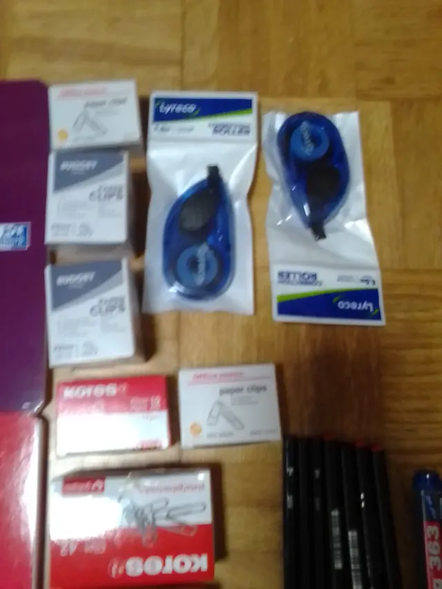 Material escolar variado