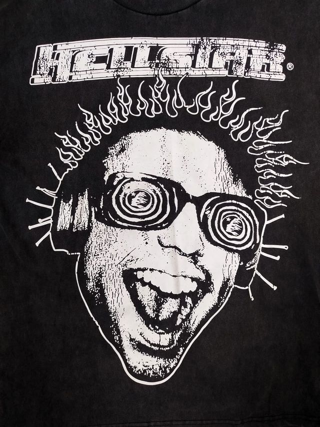 Camiseta Hellstar Oversize Washed Black