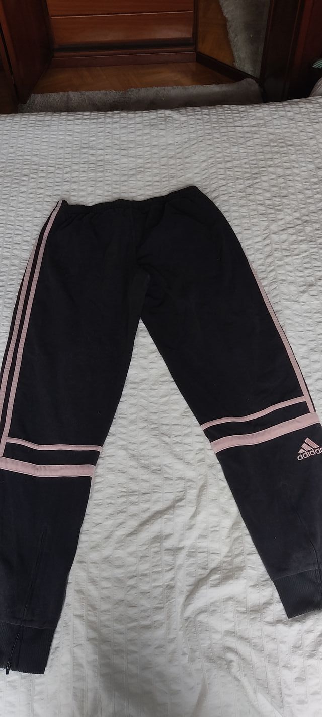 Pantalón Adidas Challenger gris y rosa Talla 40
