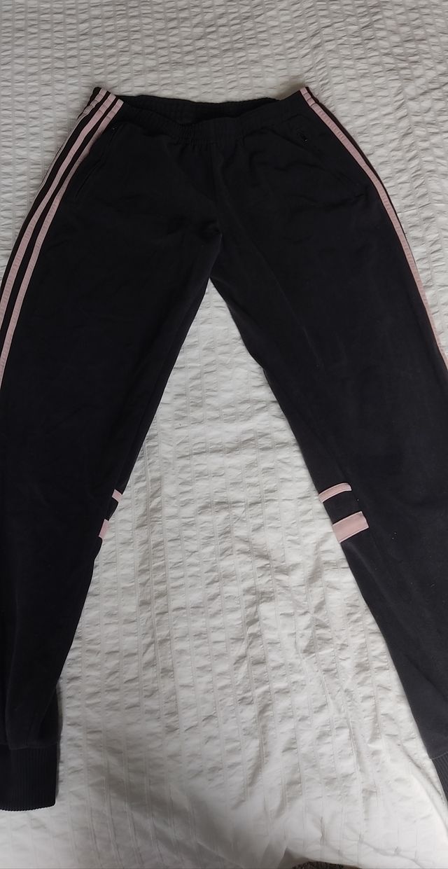 Pantalón Adidas Challenger gris y rosa Talla 40