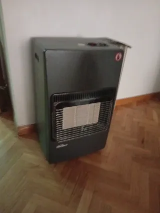 Estufa de gas gris