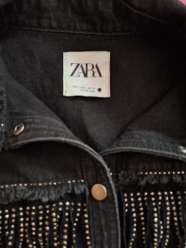 Chaqueta Zara con flecos