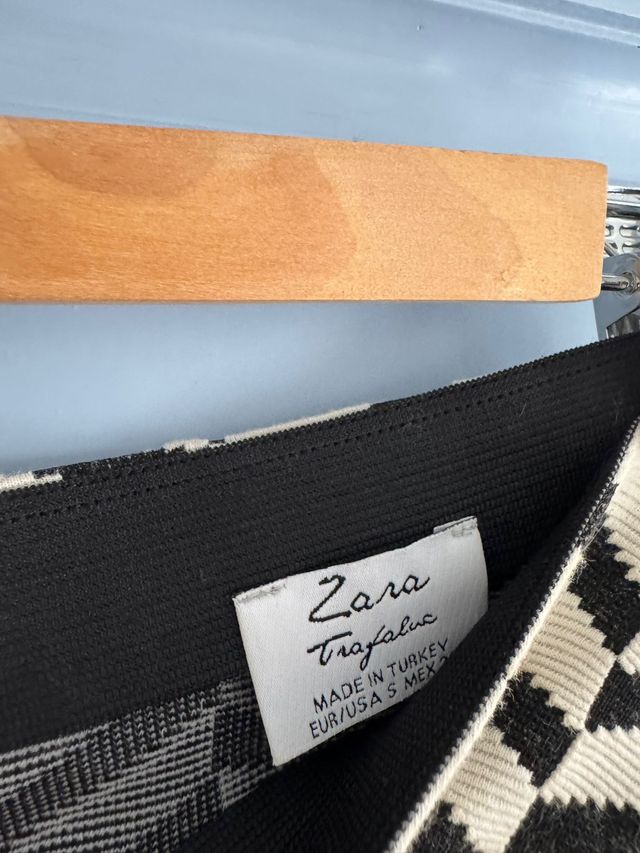 Falda Zara talla S