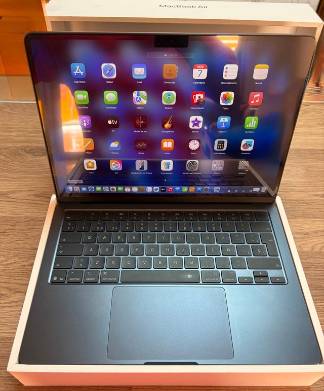 MacBook Air M4 Medianoche