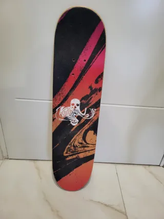 Tabla Skate Globe Mt Warning Mid 7.6". Sin ejes.