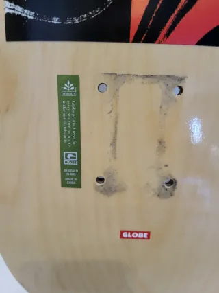 Tabla Skate Globe Mt Warning Mid 7.6". Sin ejes.