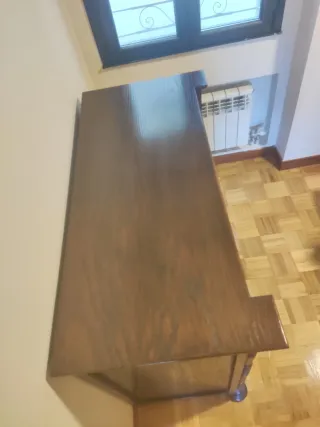 Cómoda de madera maciza