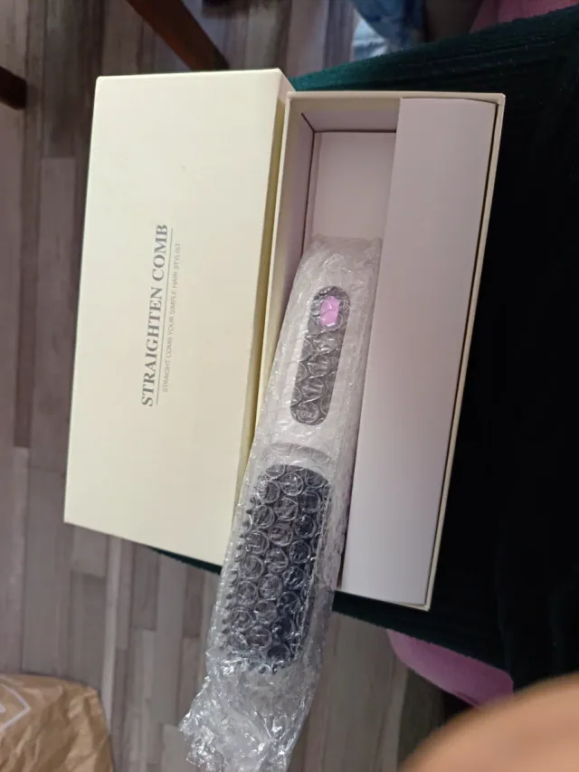 Peine Alisador Inalámbrico Blanco y Rosa