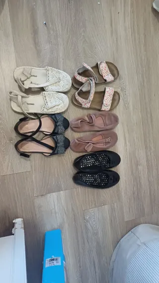 Lote de zapatos para niña Talla 32