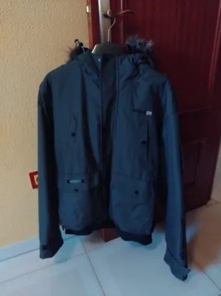 Cazadora Norway Geographical XXL sin usar