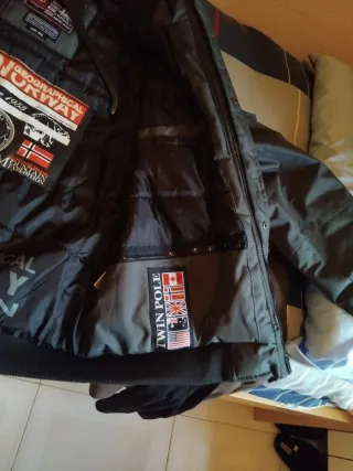 Cazadora Norway Geographical XXL sin usar