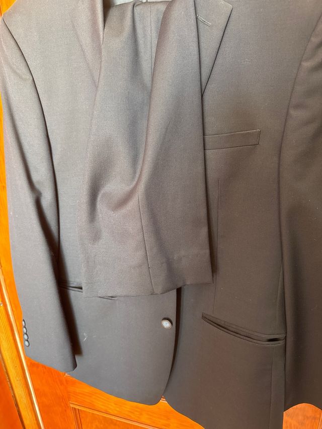 Traje azul marino hombre