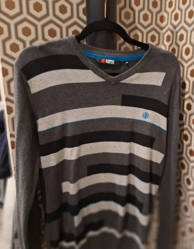 Jersey Element Talla M Rayas Grises y Negras